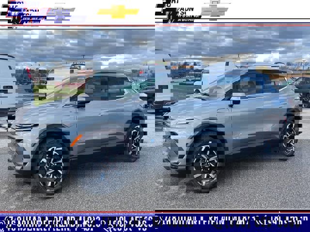 New 2026 Chevrolet Equinox EV LT image 1