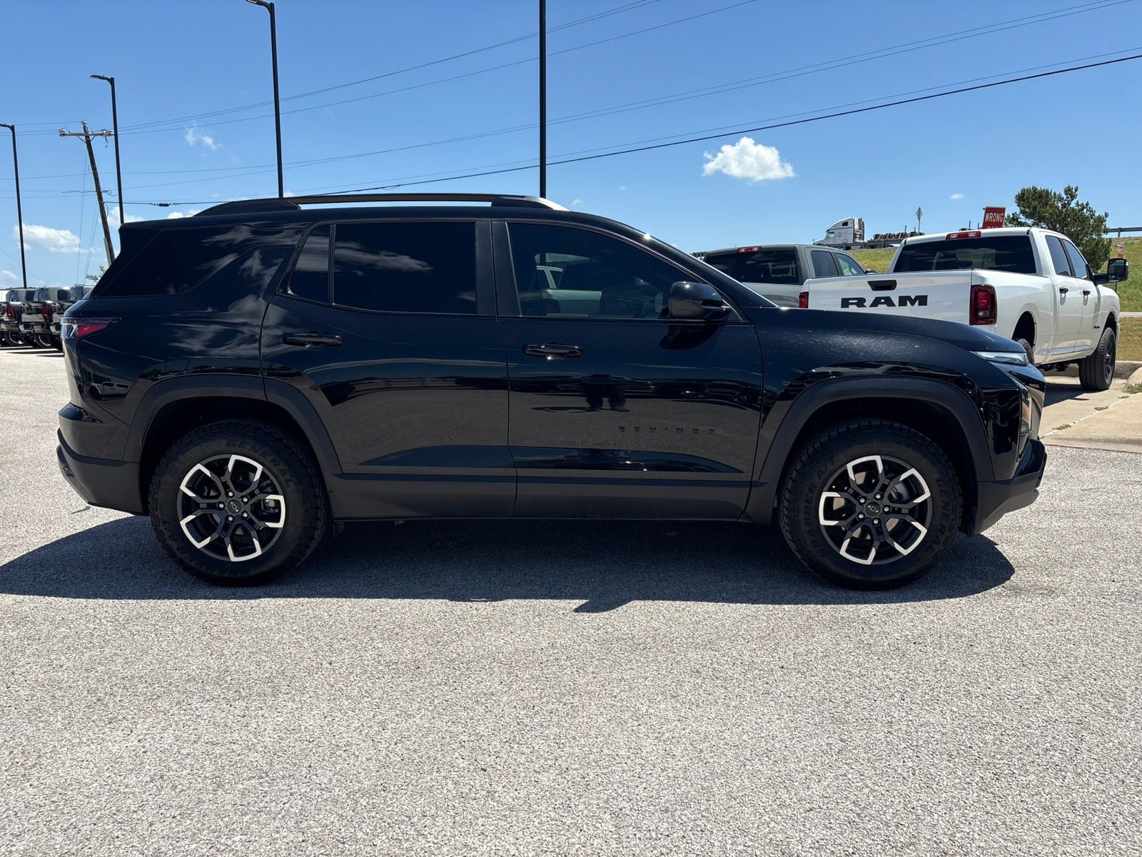 Used 2026 Chevrolet Equinox ACTIV FWD image 7