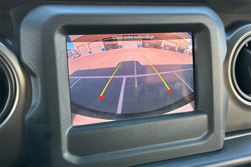 Used 2021 Jeep Wrangler Sport S image 20