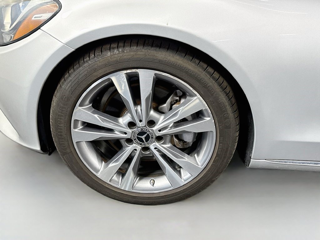 Used 2018 Mercedes-Benz C 300 Sedan w/ Premium Package image 37