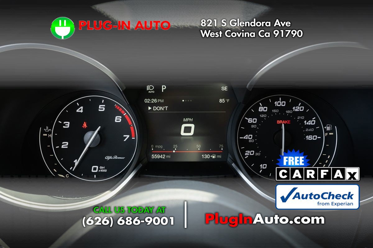 Used 2018 Alfa Romeo Stelvio AWD image 22