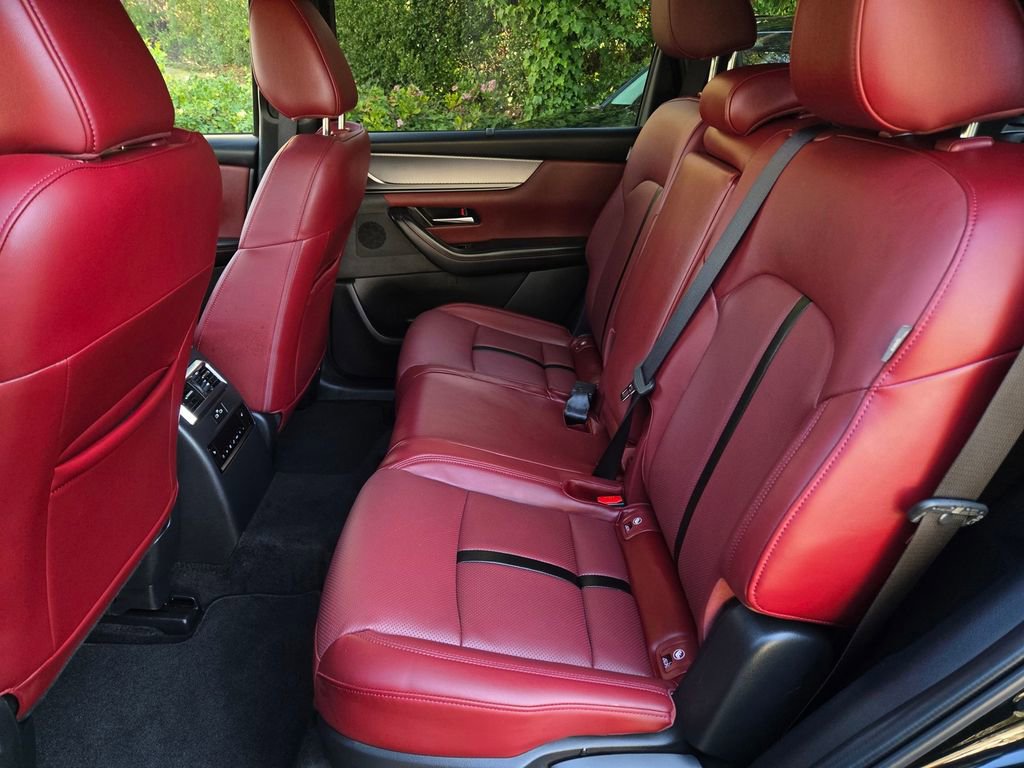 Certified 2025 MAZDA CX-70 Plug-In Hybrid w/ Premium Plus image 13