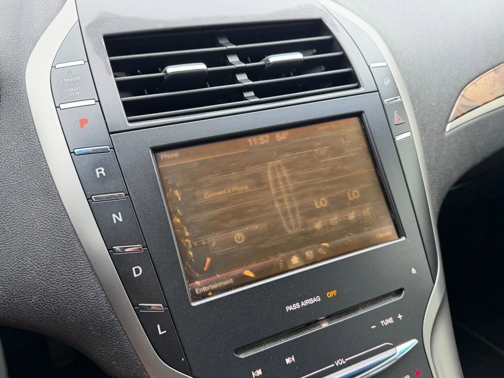 Used 2014 Lincoln MKZ Hybrid w/ Equipment Group 202A Reserve FWD image 20