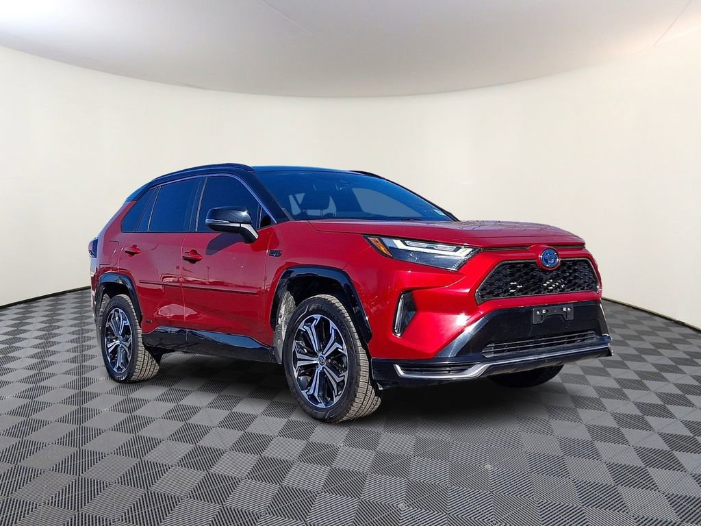Used 2023 Toyota RAV4 XSE w/ Weather Package AWD/4WD image 1
