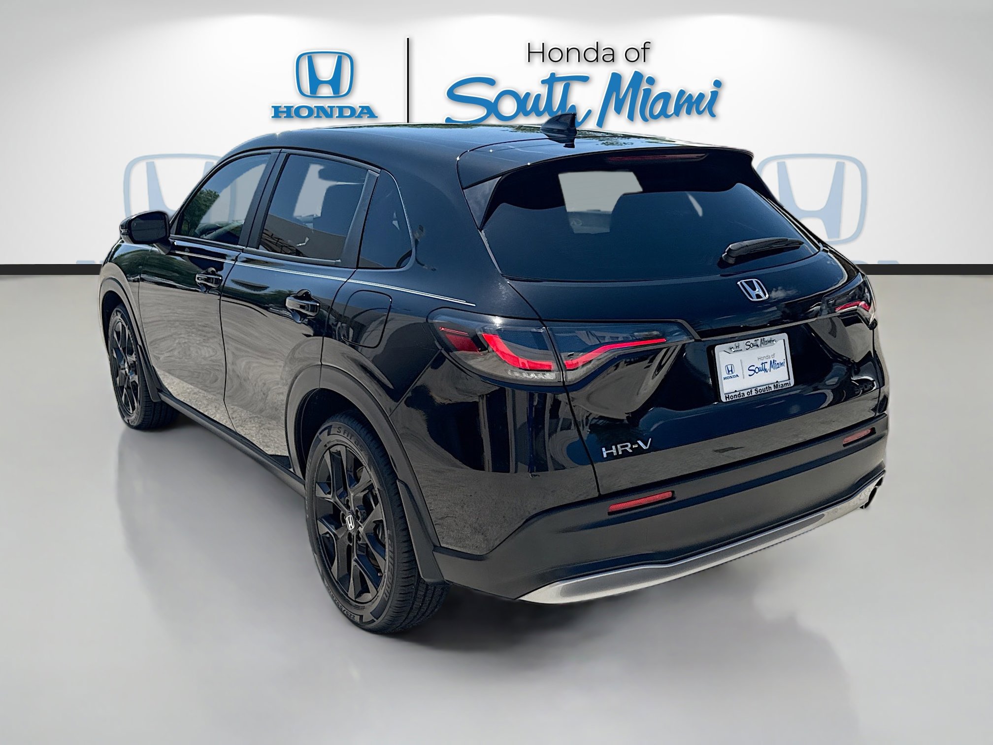 Certified 2024 Honda HR-V Sport image 5