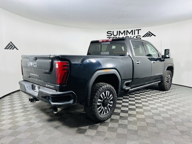 Used 2024 GMC Sierra 3500 Denali Ultimate image 4