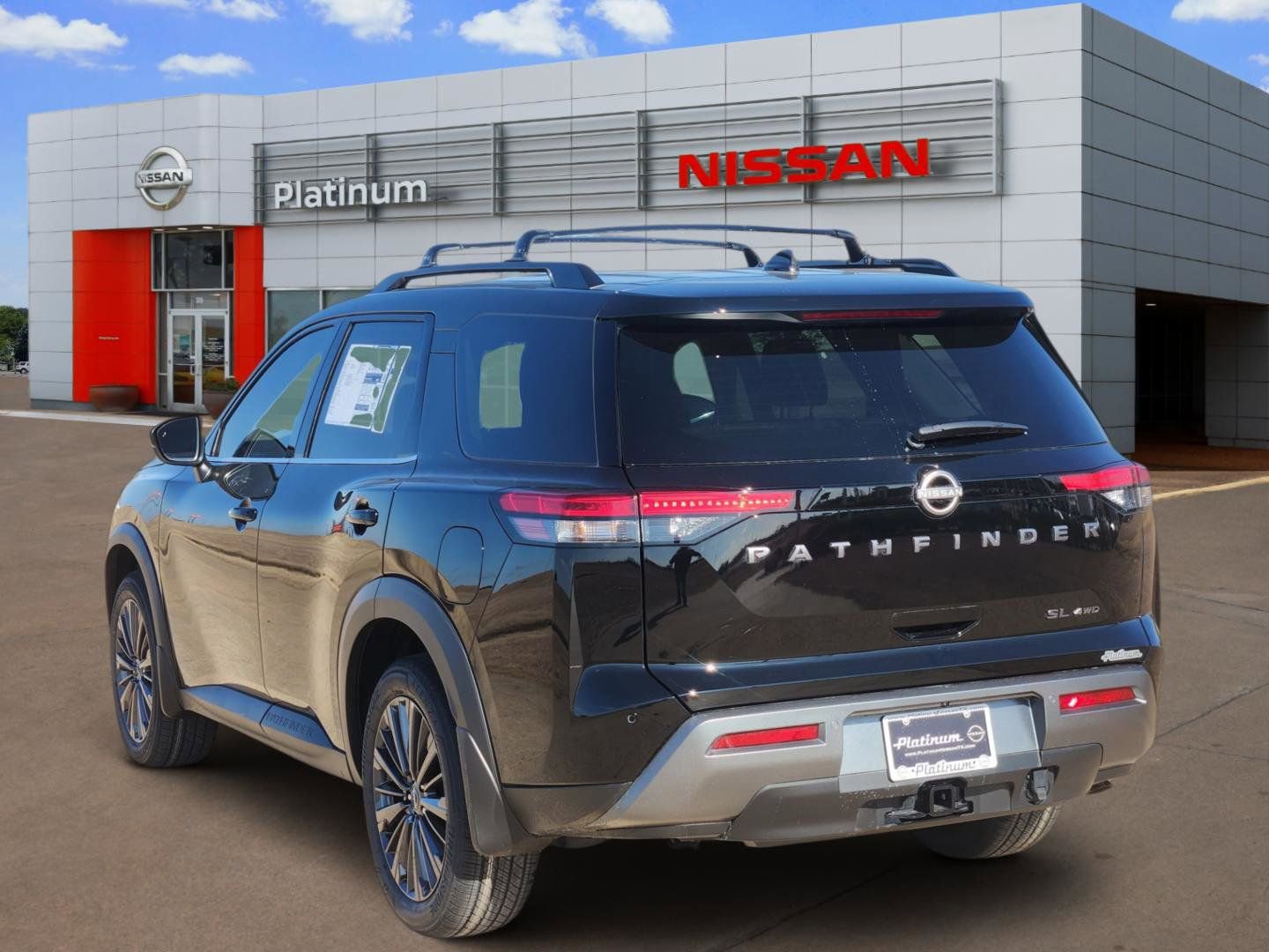 New 2026 Nissan Pathfinder SL image 5