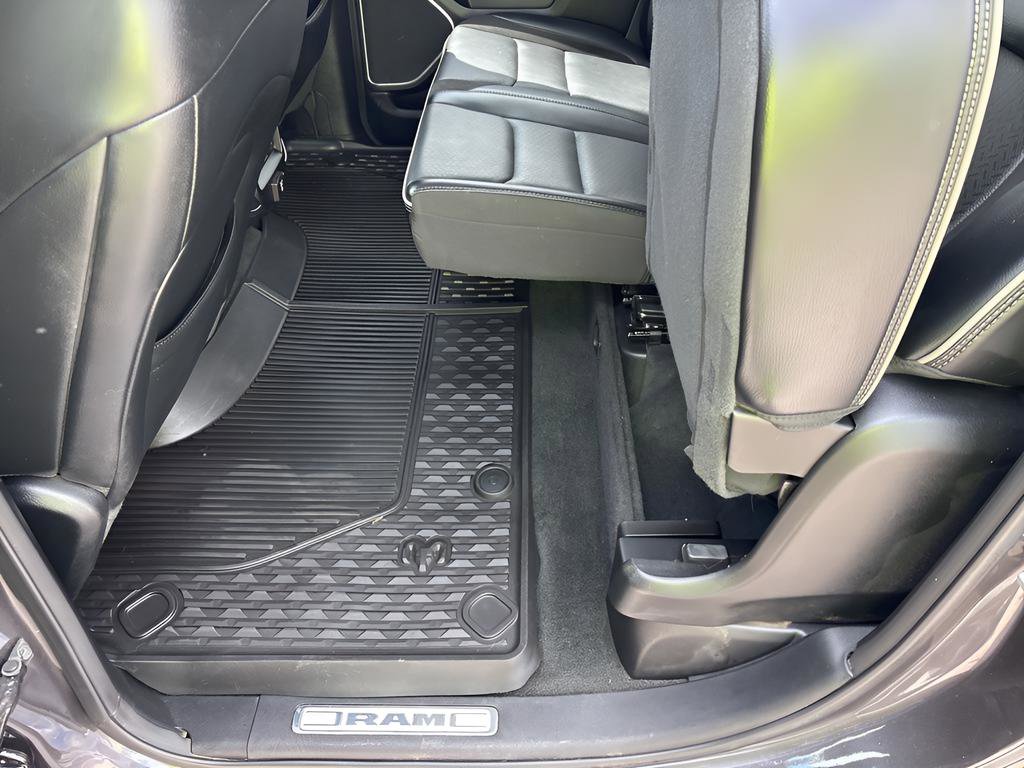 Used 2021 RAM 1500 Laramie image 39