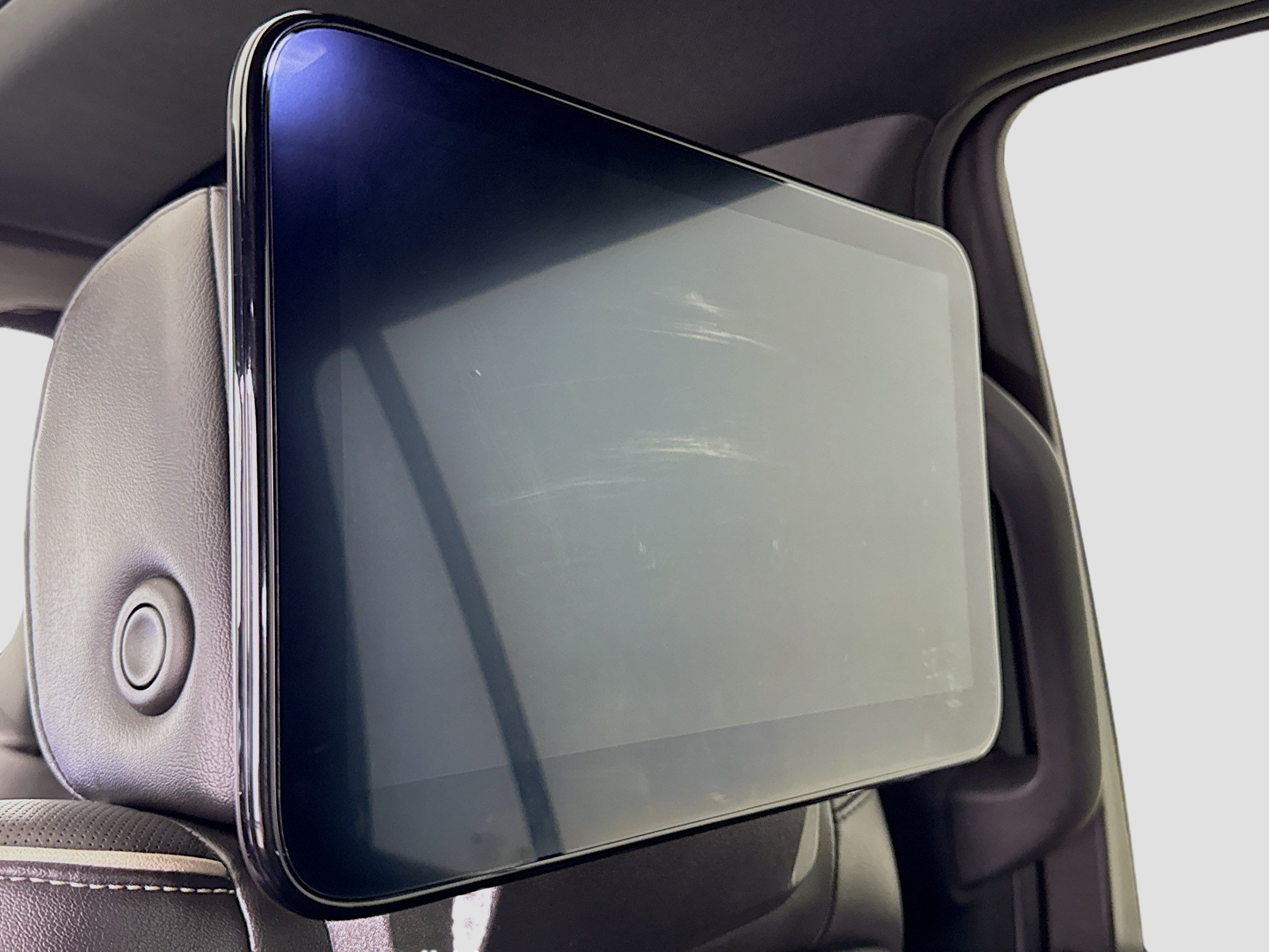 Used 2021 Cadillac Escalade Premium Luxury RWD image 28