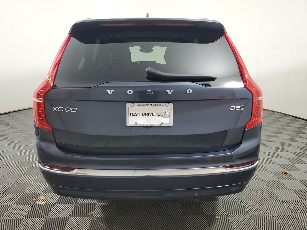 Used 2025 Volvo XC90 B5 Core AWD/4WD image 6