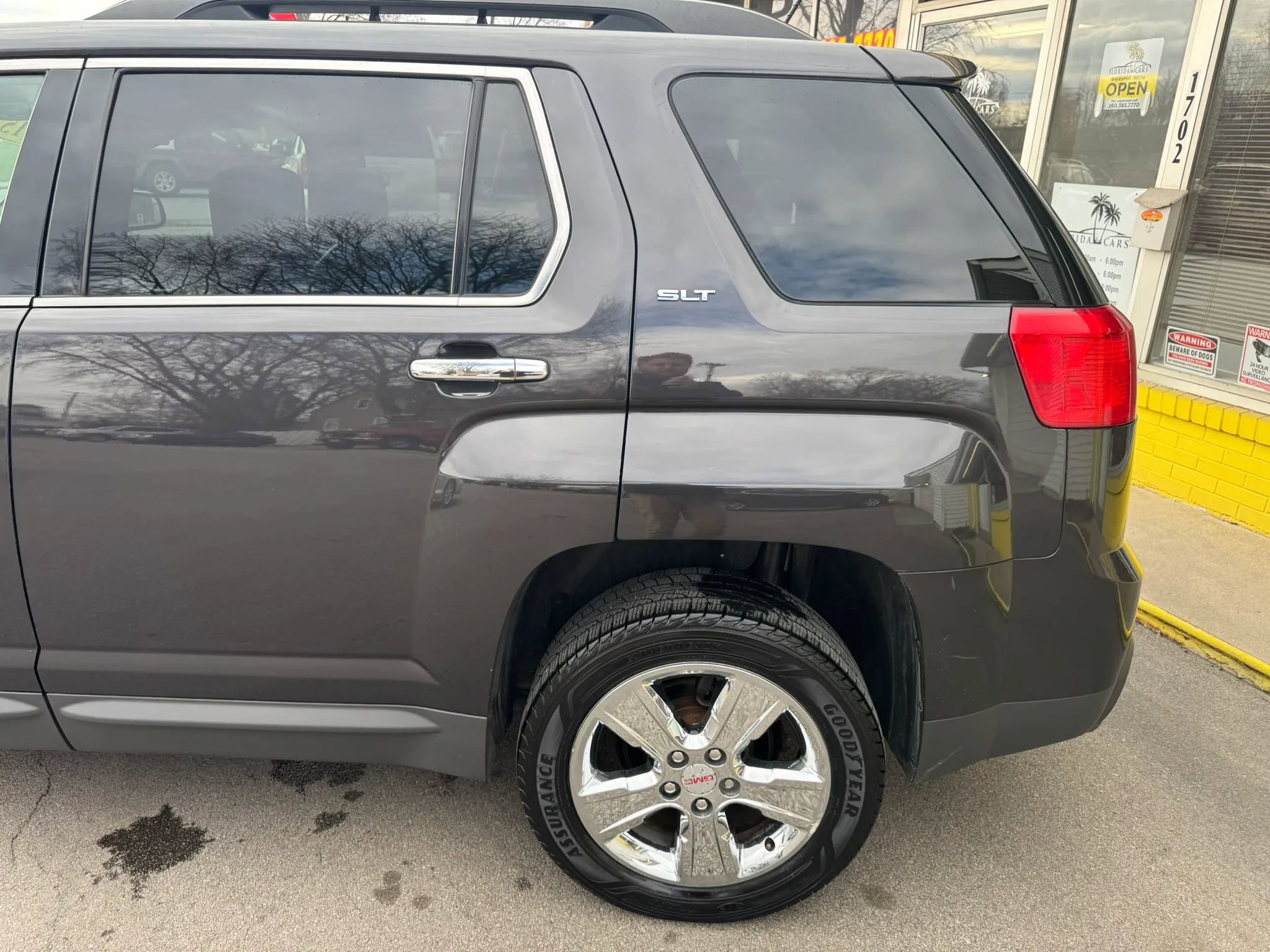 Used 2015 GMC Terrain SLT w/ Chrome Edition image 5