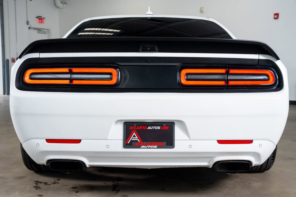Used 2019 Dodge Challenger SRT Hellcat w/ Widebody Package RWD image 11