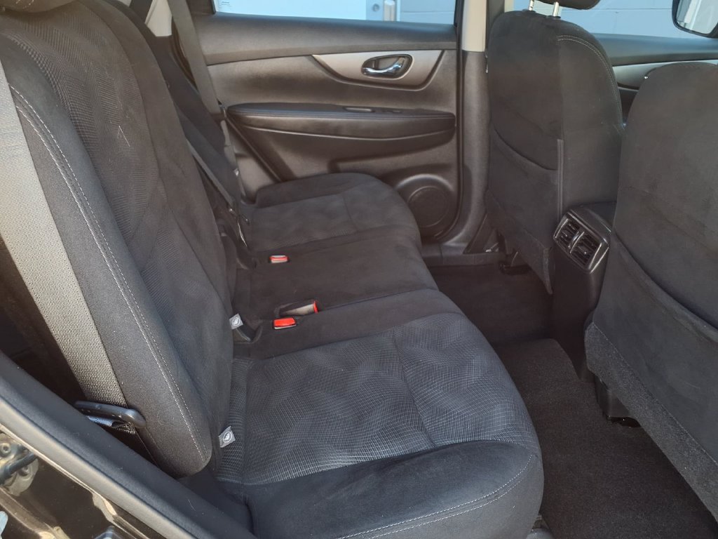 Used 2016 Nissan Rogue S FWD image 25