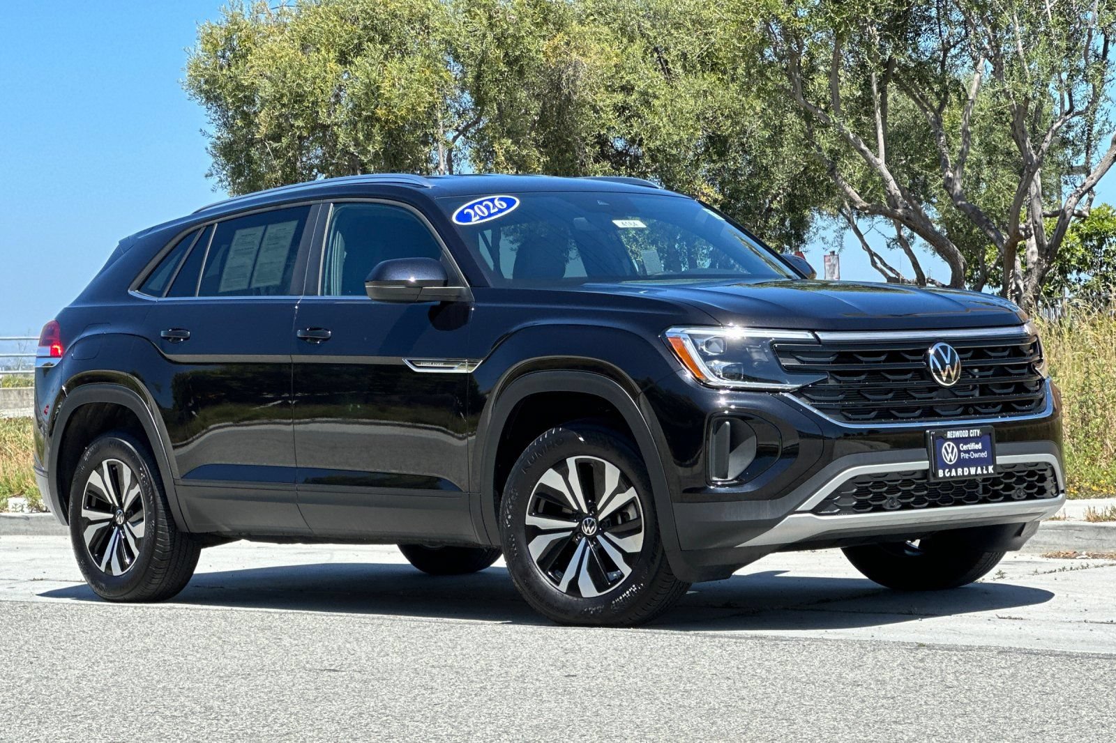 Certified 2026 Volkswagen Atlas Cross Sport SE AWD/4WD image 2