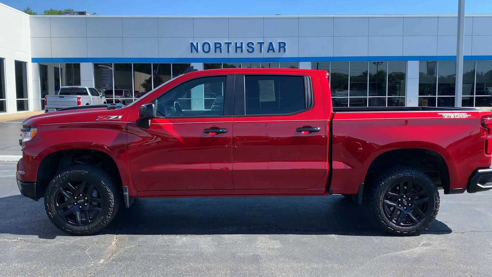 Certified 2024 Chevrolet Silverado 1500 LT Trail Boss w/ Convenience Package II AWD/4WD image 5