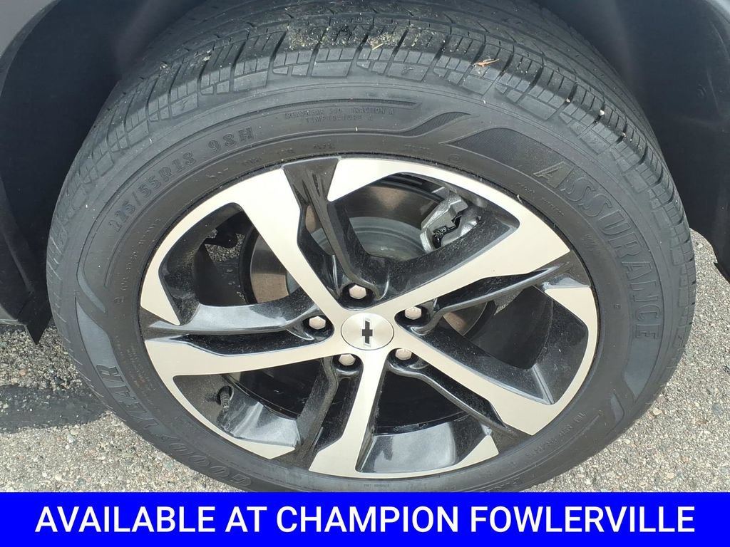 Used 2024 Chevrolet Trax RS w/ Driver Confidence Package FWD image 9