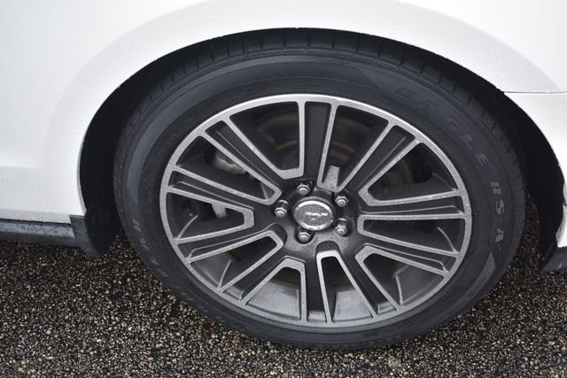 Used 2011 Ford Mustang GT Premium image 11