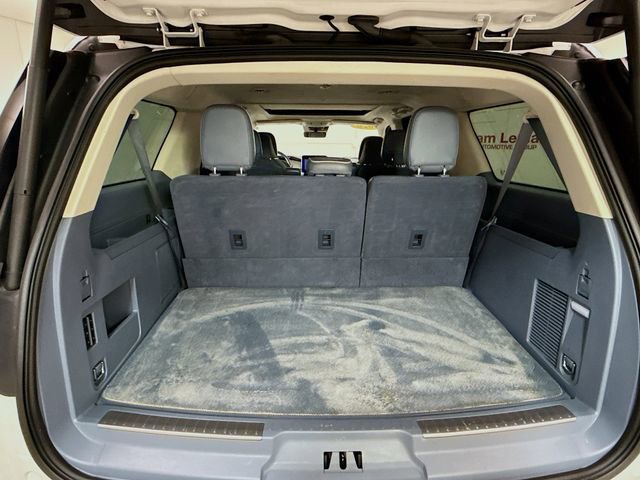 Used 2020 Lincoln Navigator L Black Label w/ Cargo Convenience Package image 28