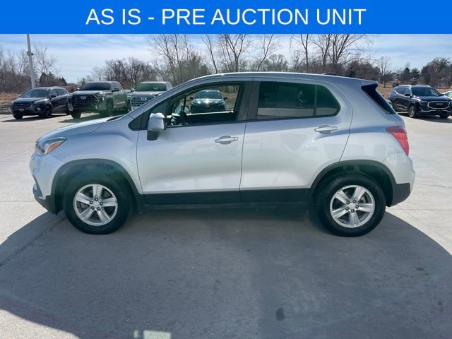 Used 2019 Chevrolet Trax LS w/ Tint and Cruise Package image 2
