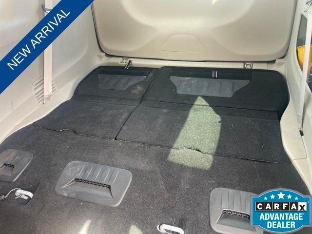 Used 2022 Chrysler Pacifica Touring-L FWD image 14