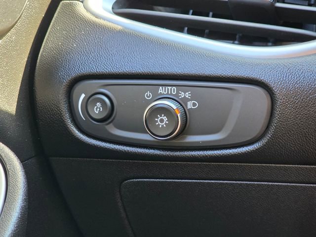 Used 2024 Chevrolet Malibu LS image 40