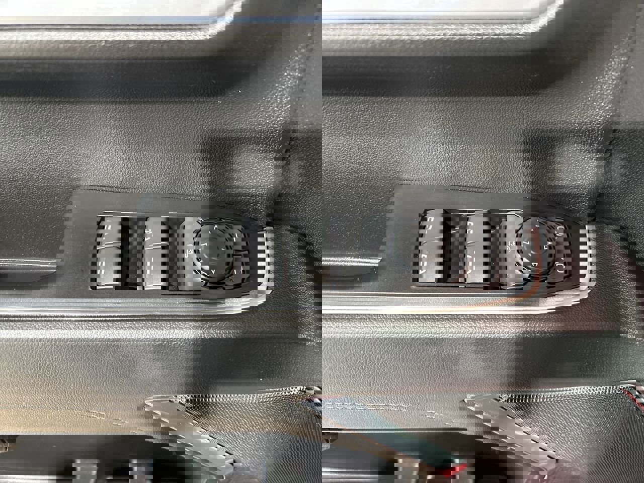 Used 2022 GMC Sierra 1500 Elevation image 13