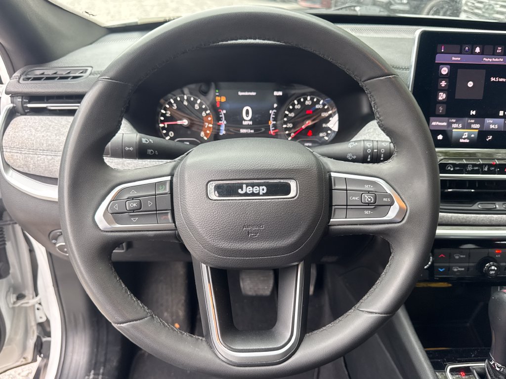 Used 2024 Jeep Compass Latitude AWD/4WD image 18