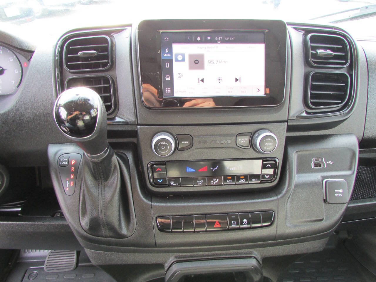 Used 2023 RAM ProMaster 2500 image 18