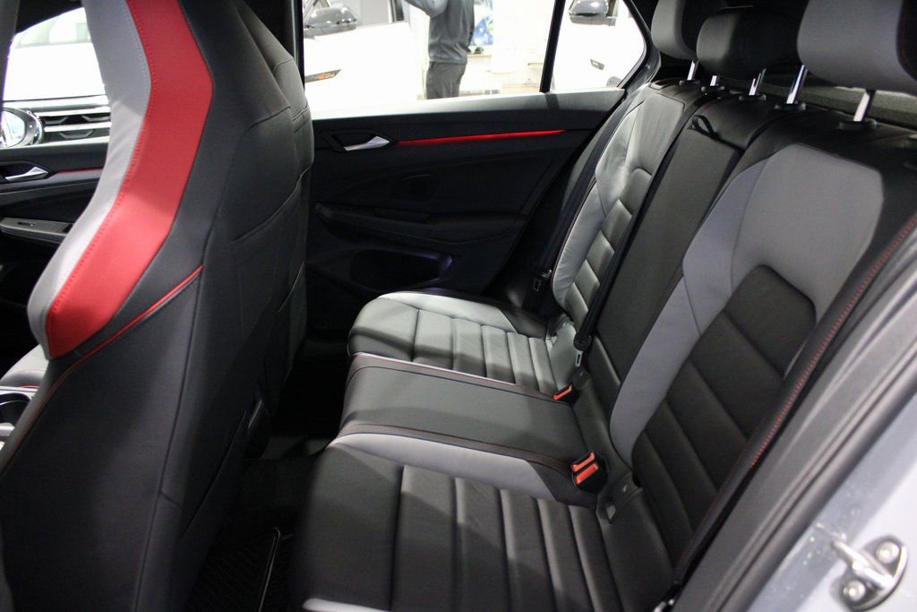 New 2026 Volkswagen GTI SE FWD image 17