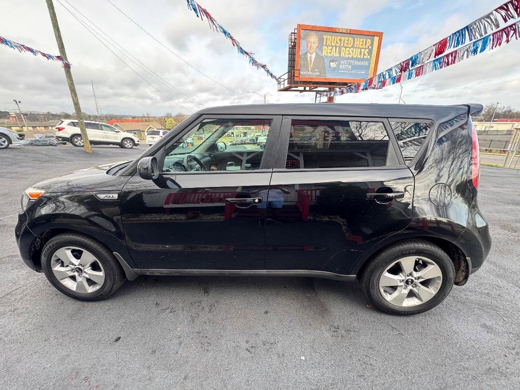 Used 2019 Kia Soul FWD image 3