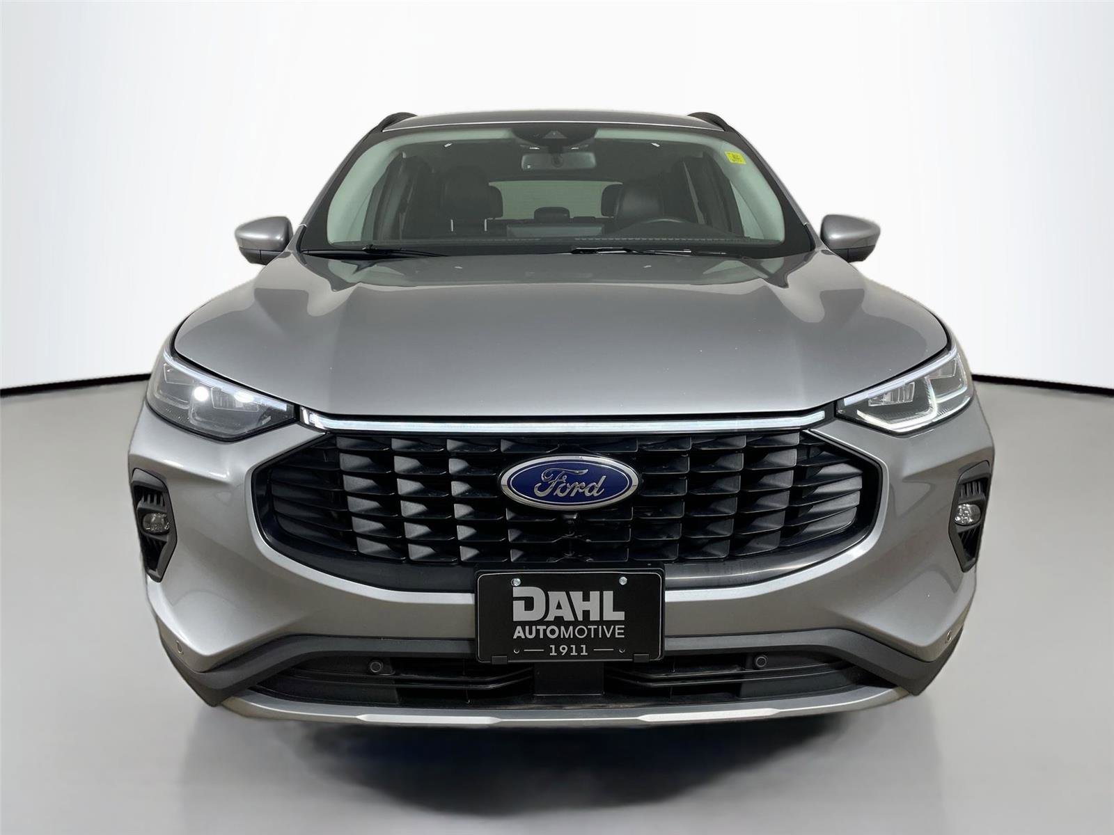 Used 2024 Ford Escape Platinum image 3