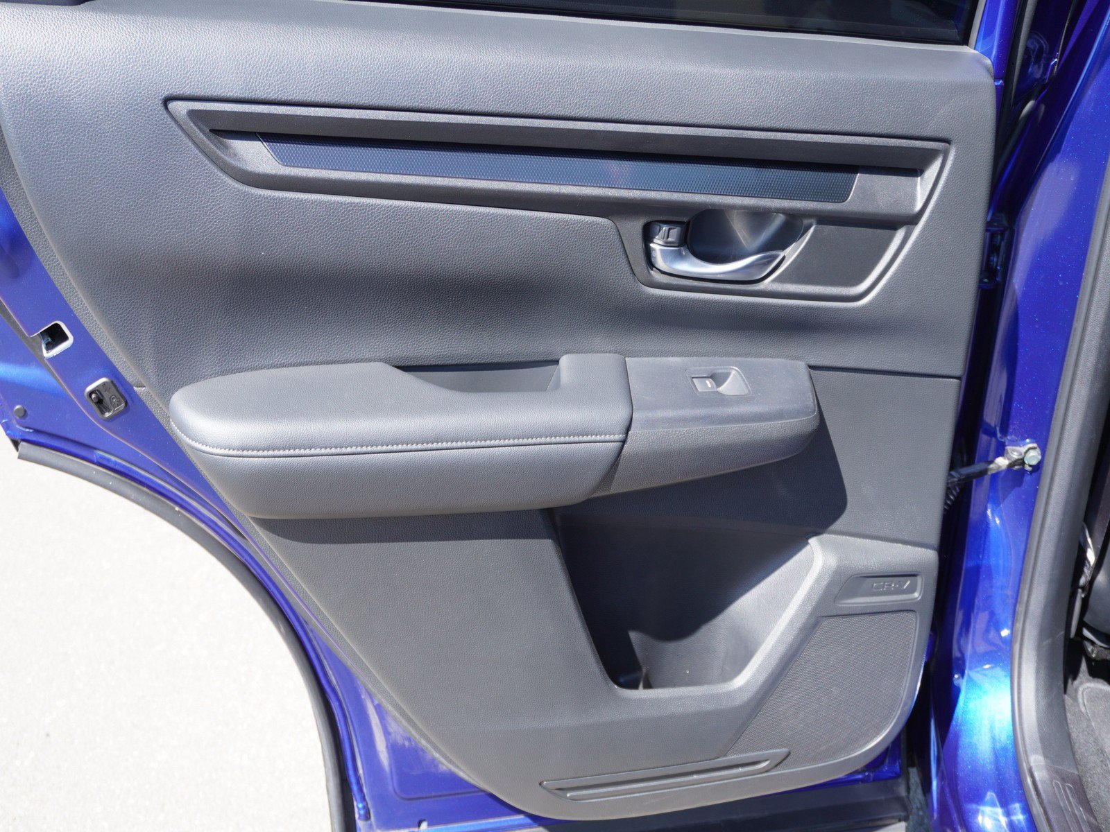 Used 2024 Honda CR-V EX image 10