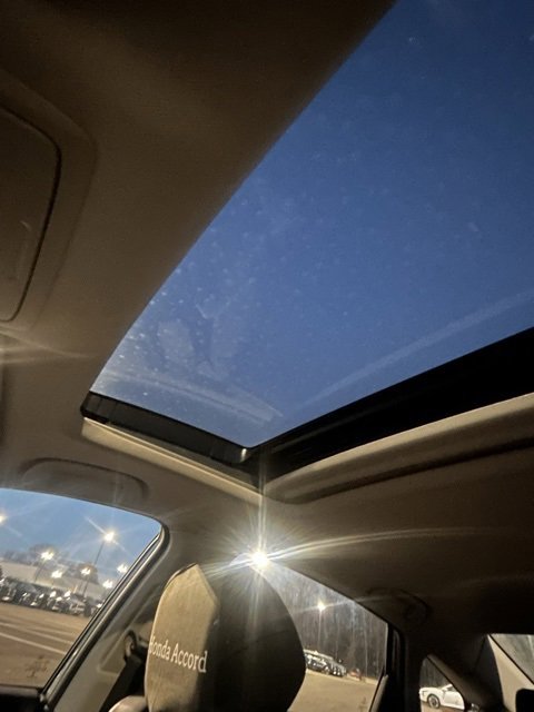 Used 2018 Honda Accord Touring image 15