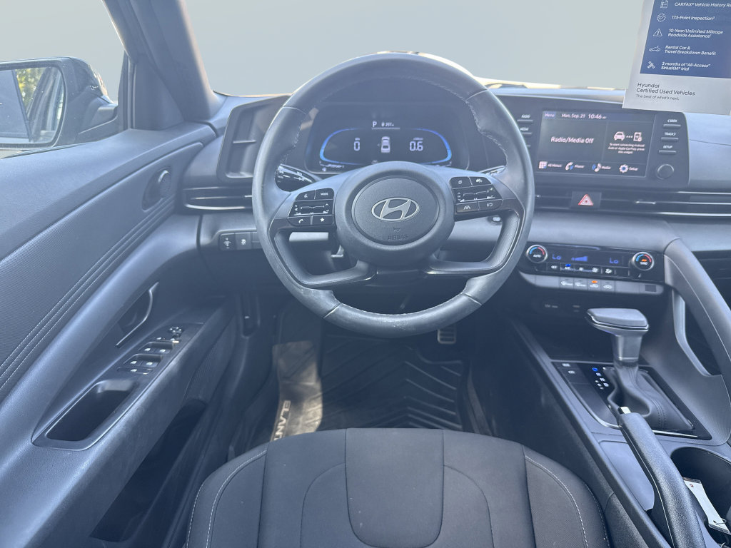 Certified 2025 Hyundai Elantra Sport FWD image 14