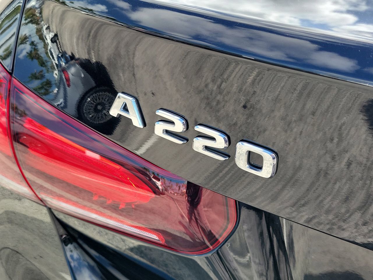 Certified 2022 Mercedes-Benz A 220 image 7