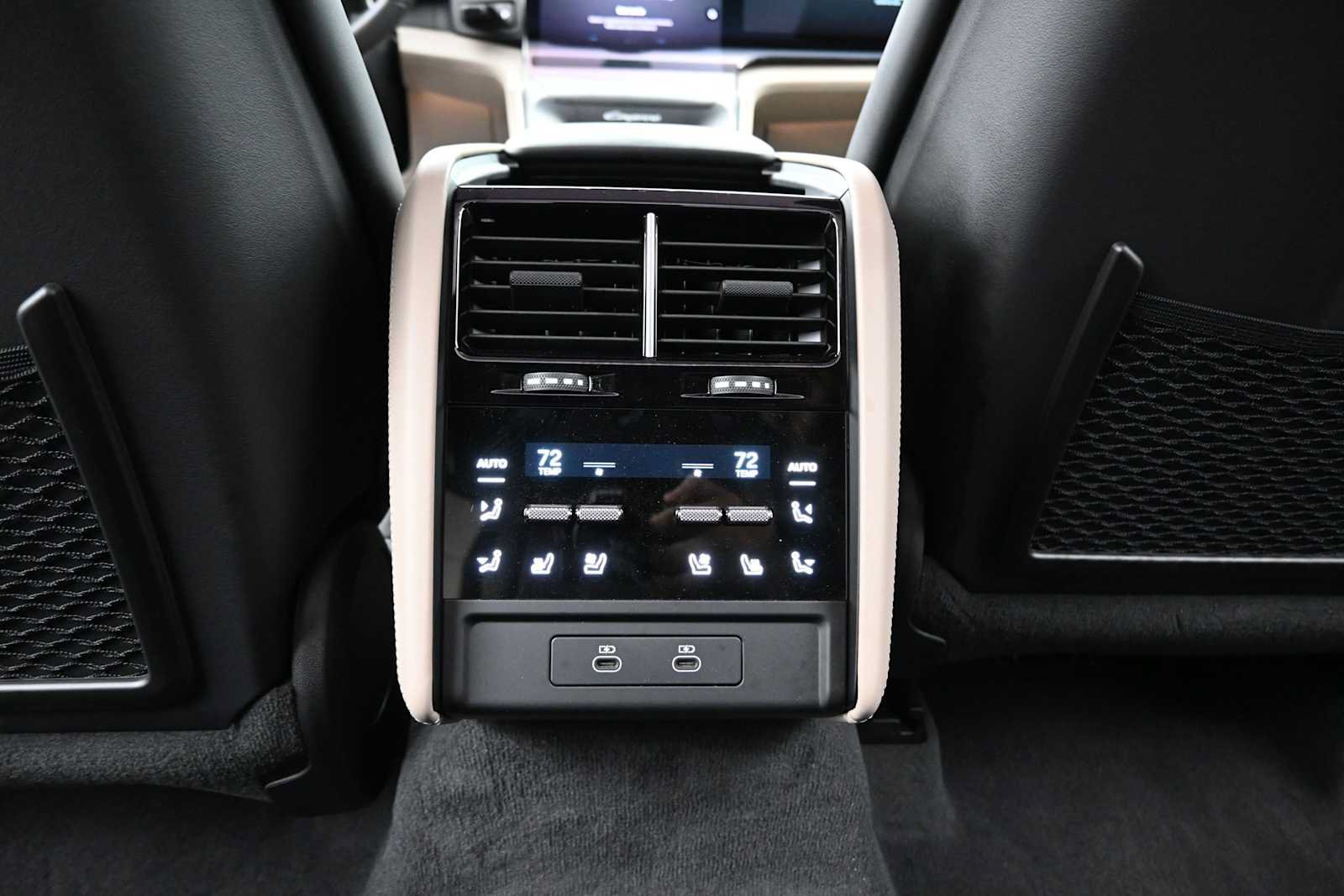 New 2026 Porsche Cayenne Turbo AWD/4WD image 26