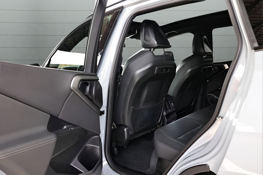 Used 2025 BMW X3 xDrive30i image 44