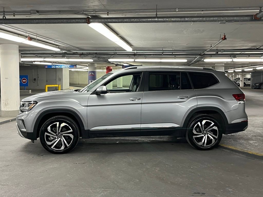 Used 2023 Volkswagen Atlas SEL image 35