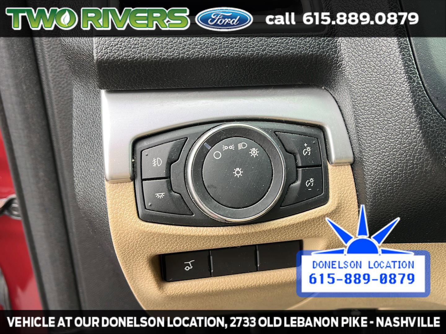 Used 2017 Ford Explorer XLT w/ Equipment Group 202A FWD image 20