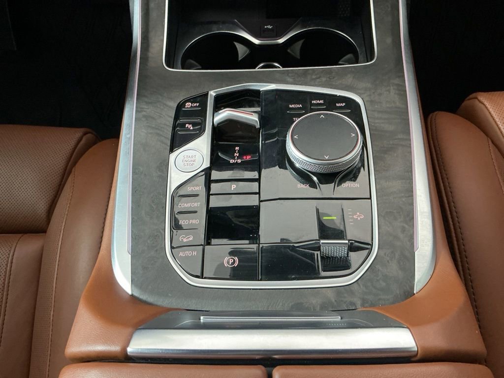 Certified 2025 BMW X7 xDrive40i AWD/4WD image 13