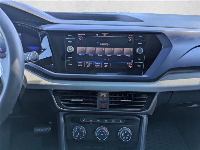 Used 2022 Volkswagen Taos SE w/ Panoramic Sunroof Package AWD/4WD image 14