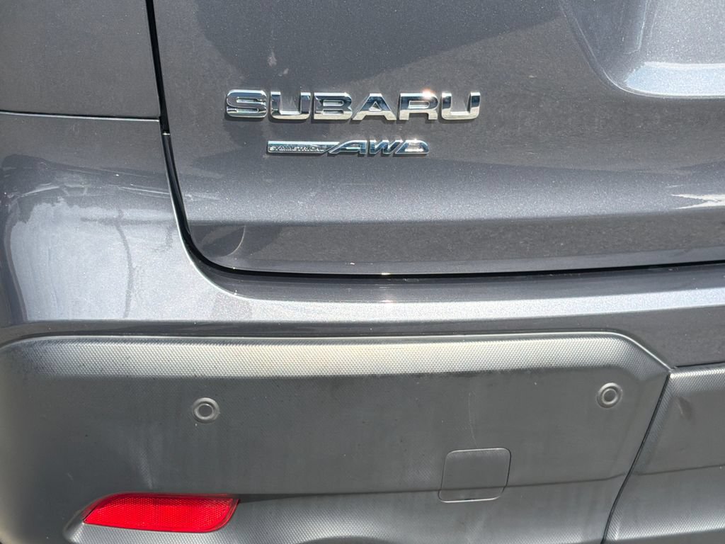 Used 2023 Subaru Ascent Limited w/ Technology Package AWD/4WD image 6