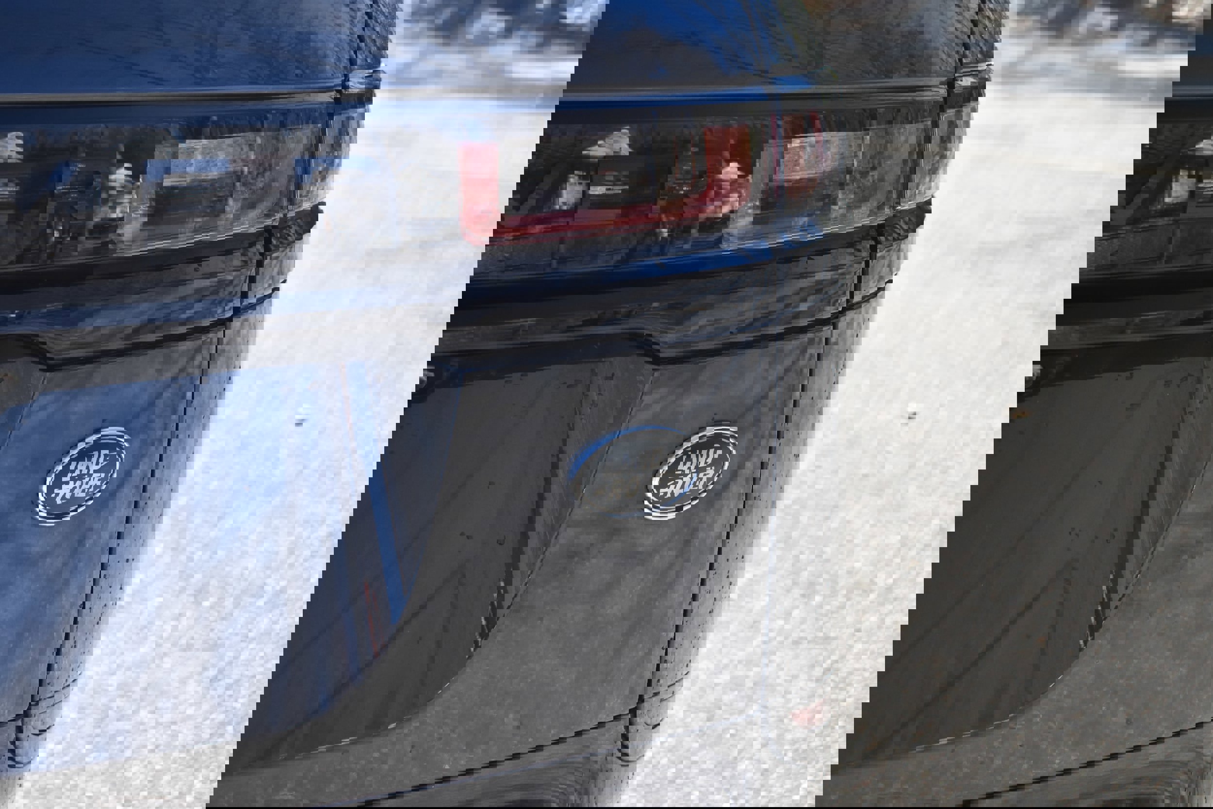 Used 2021 Land Rover Range Rover Velar R-Dynamic S AWD/4WD image 18