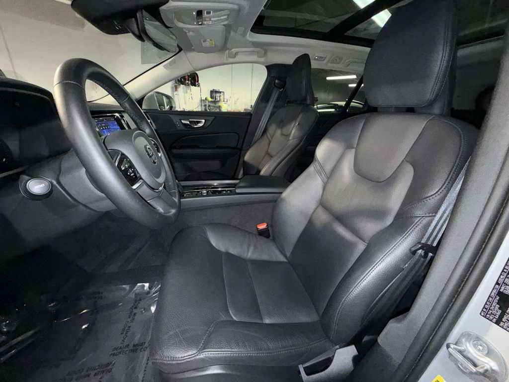 Used 2024 Volvo V60 B5 Cross Country Plus w/ Protection Package Premier AWD/4WD image 2