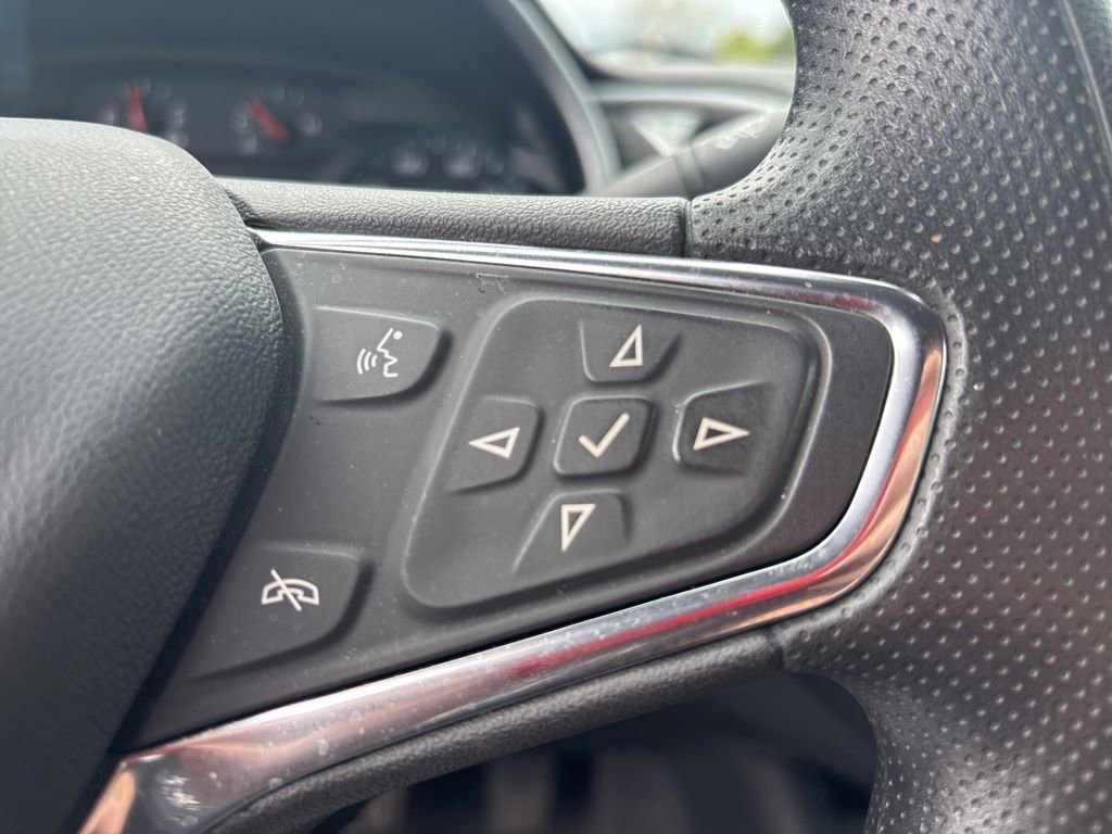 Used 2021 Chevrolet Malibu LS FWD image 24