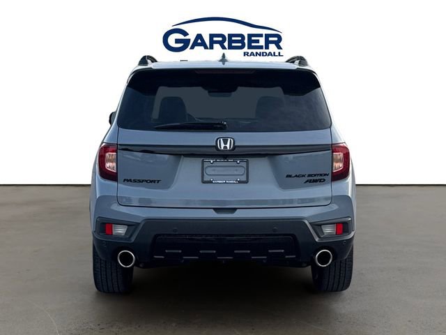 Used 2024 Honda Passport Black Edition image 4