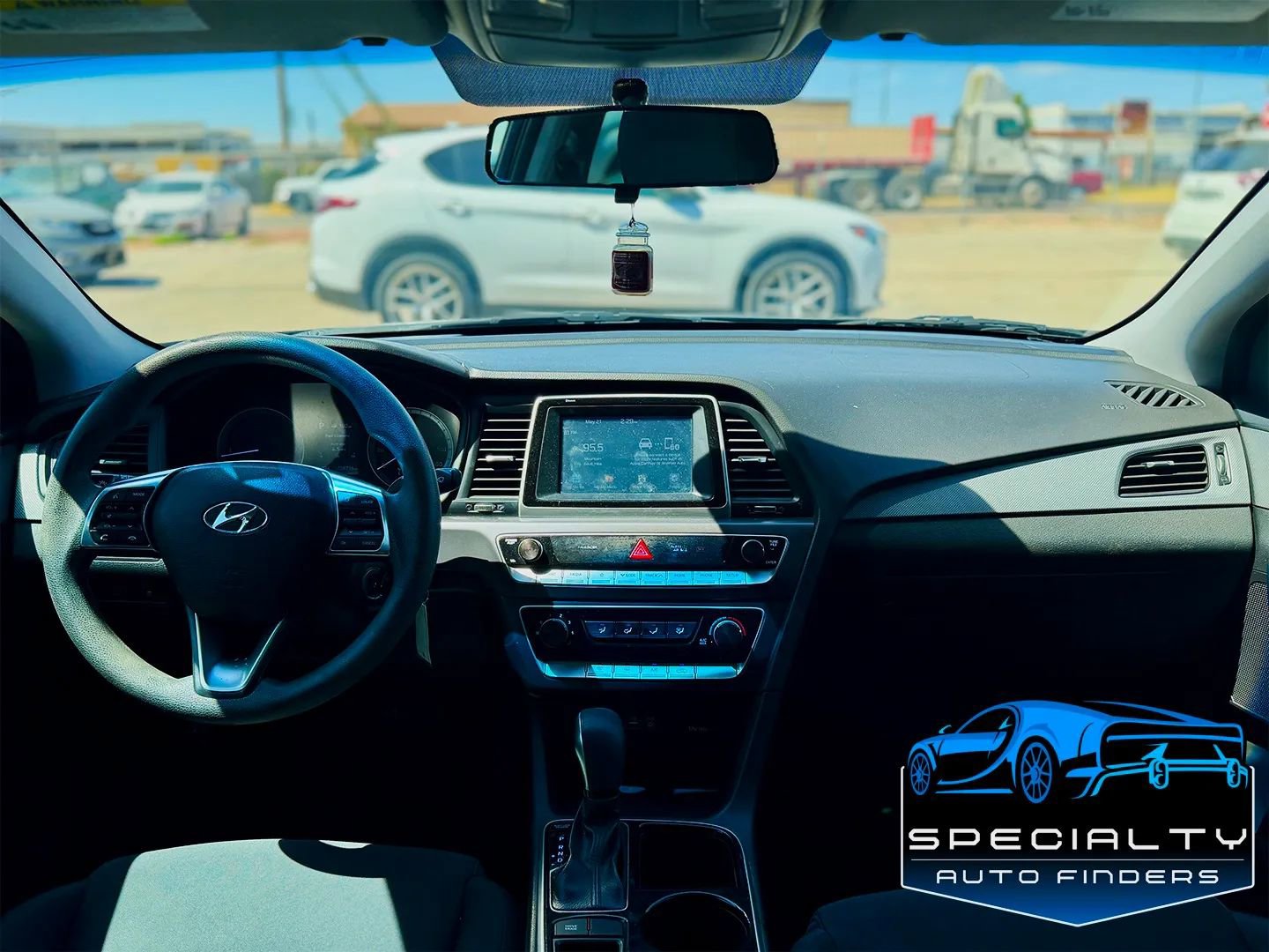Used 2018 Hyundai Sonata SE w/ Cargo Package FWD image 17