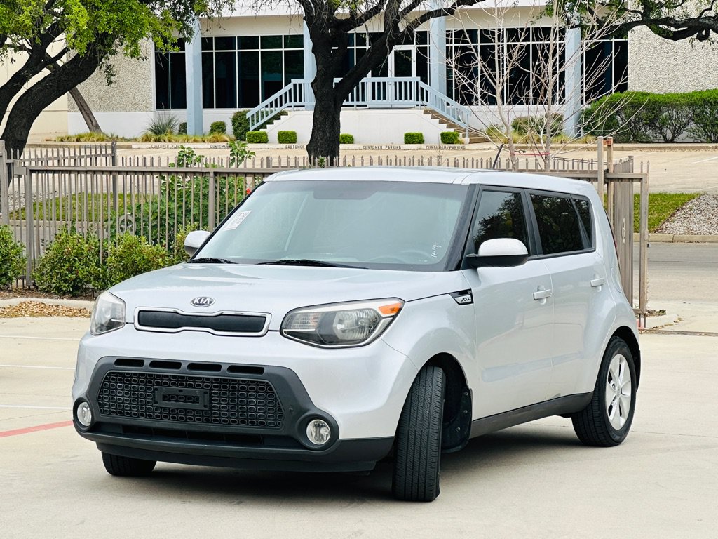 Used 2015 Kia Soul FWD image 3