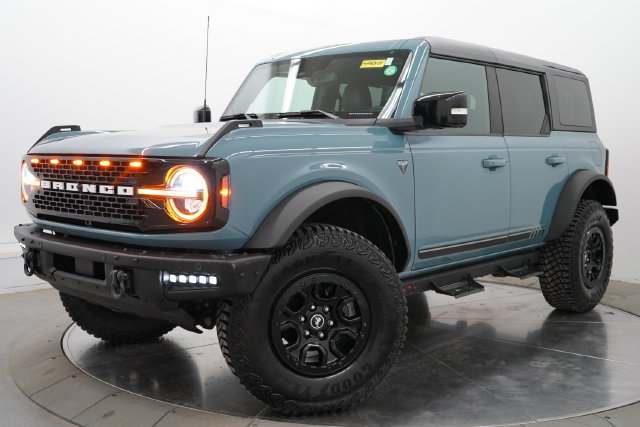 Used 2021 Ford Bronco First Edition AWD/4WD image 1