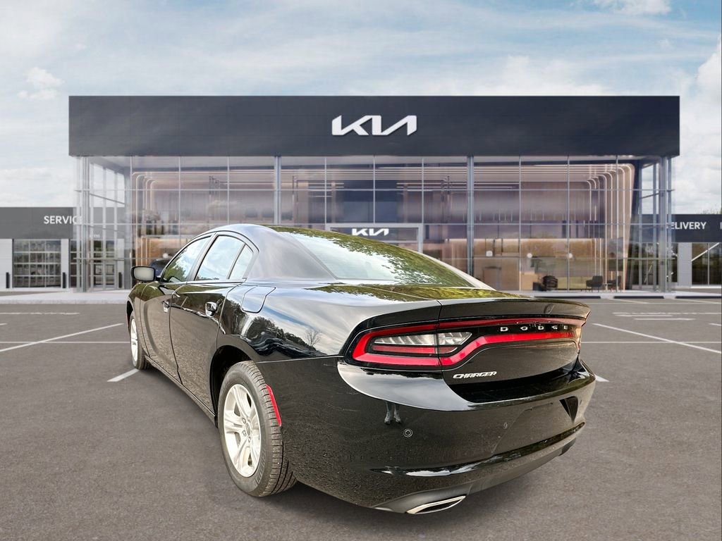Used 2022 Dodge Charger SXT image 6